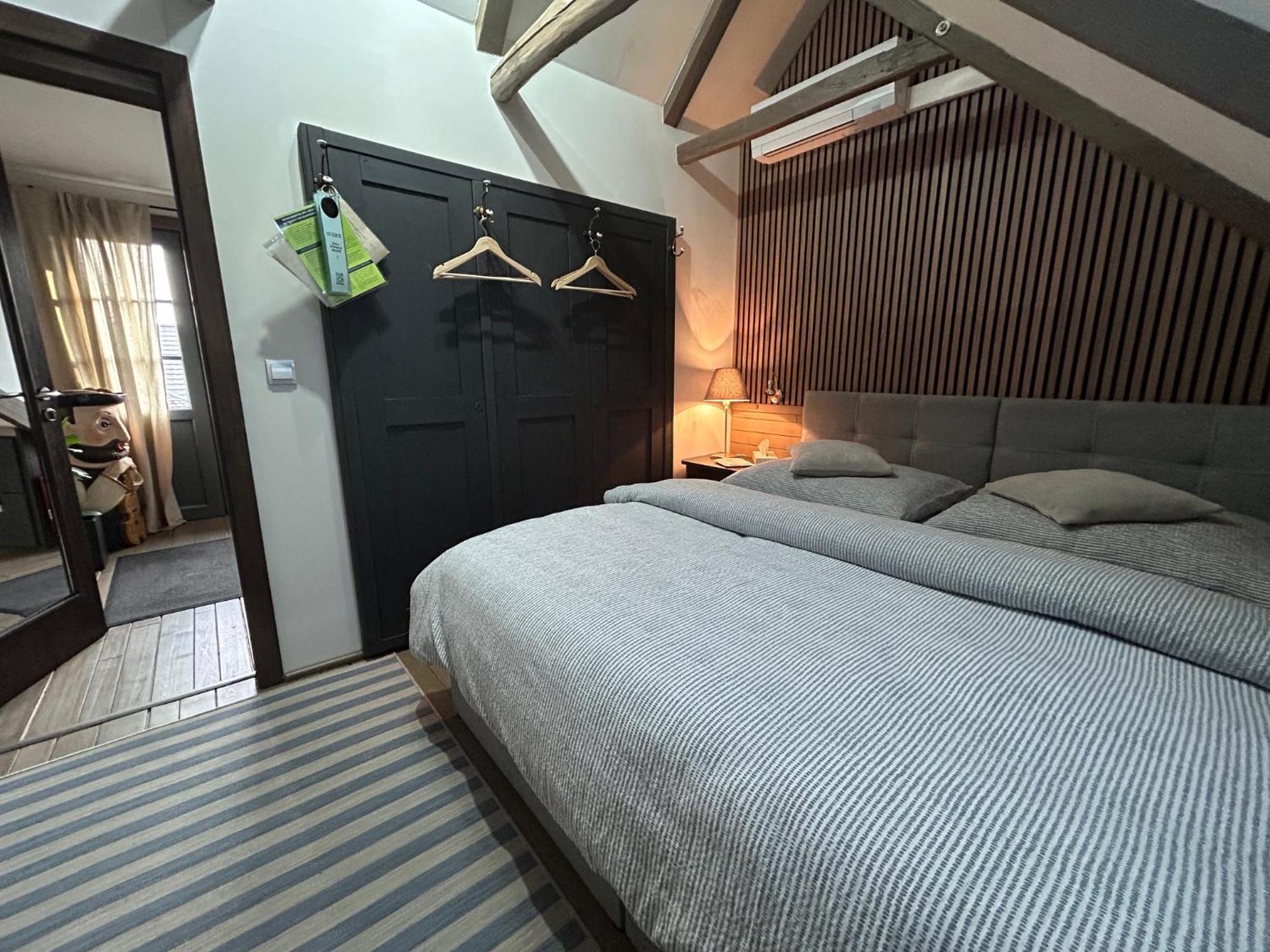Dvor 13 Hokovce Hotel ภายนอก รูปภาพ